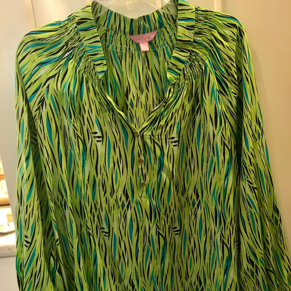 Beautiful Lily Pulitzer blouse!